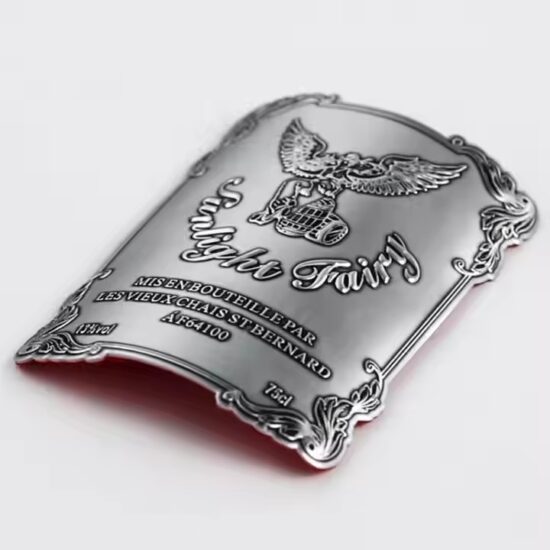 Custom Embossed Curved Aluminum Wine Label for Bottle Packaging