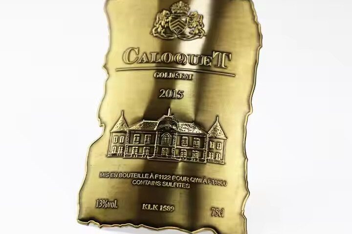 Custom Logo Aluminum Wine Label with Engraved Design